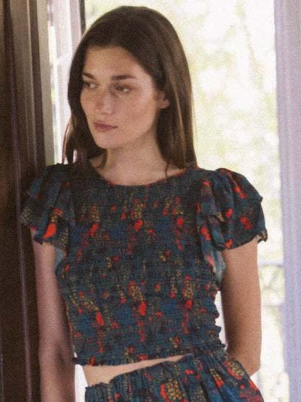 Trovata: Smocked Puff Sleeve Crop Top in Dark Teal with Coral Print - Picture 5 of 6
